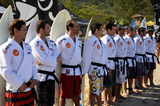 Jiu-Jitsu e Surfe: A Conexão Entre os Dois Estilos de Vida
