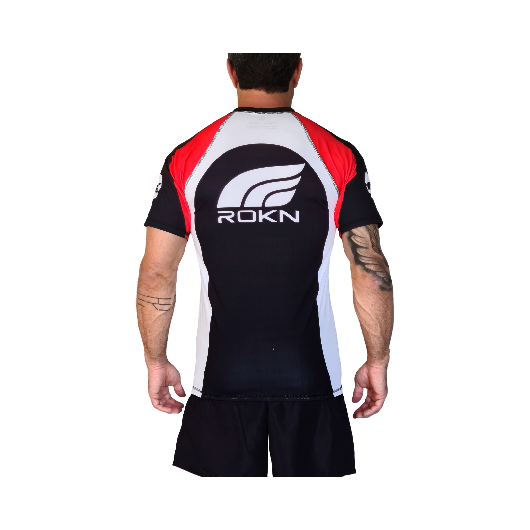 Camiseta ROKN Rashguard Manga Curta RANK Preto