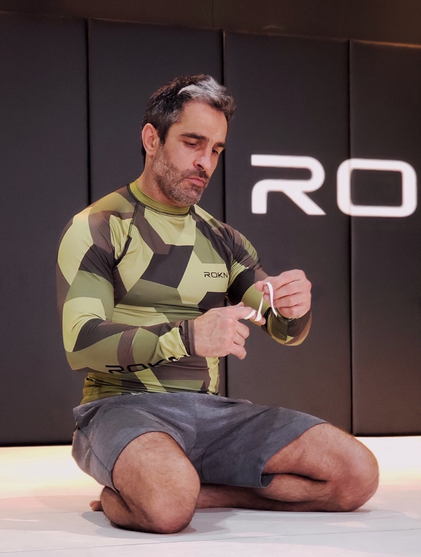 Camiseta ROKN Rashguard Manga Longa Camuflada Verde Masculino